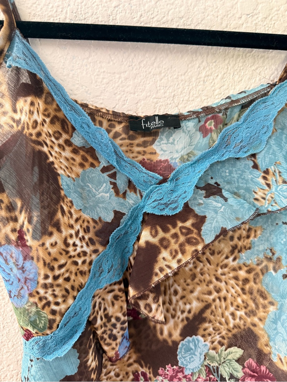 Vintage y2k tank top - Picture 2 of 5